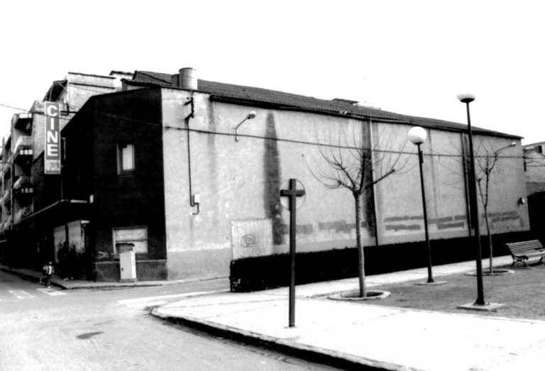 ‘Cine Montecarlo’, captació de sang, ‘Cien éxitos de siempre’ i ‘Country Music Show’