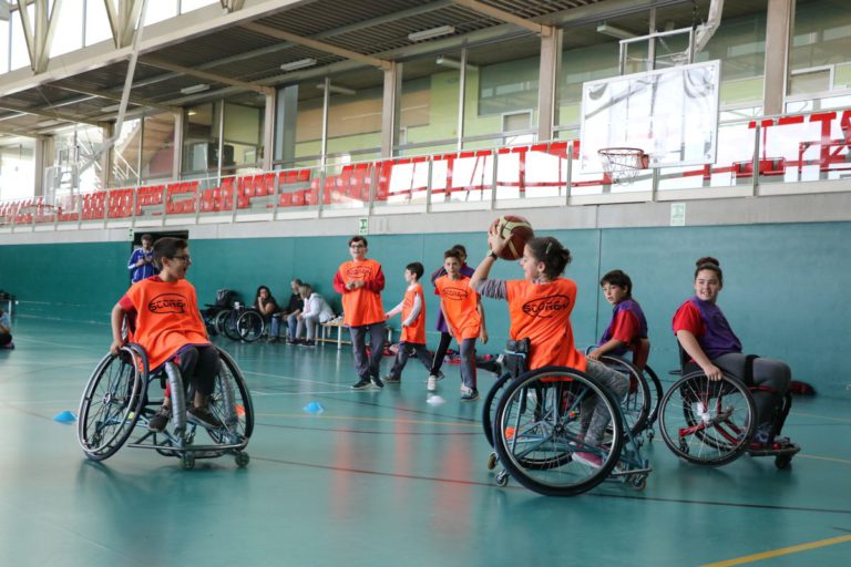 Jornada esportiva inclusiva amb alumnes de l’escola Safa