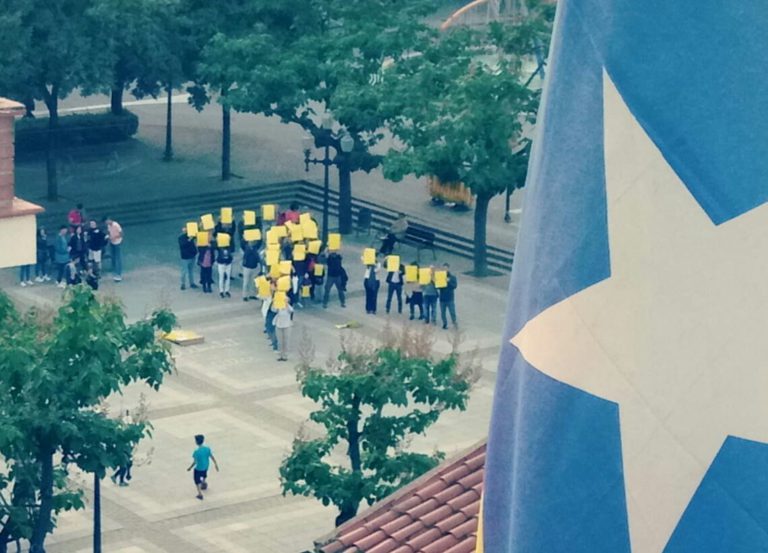 Portesta de l’ANC la Llagosta a la plaça d’Antoni Baqué