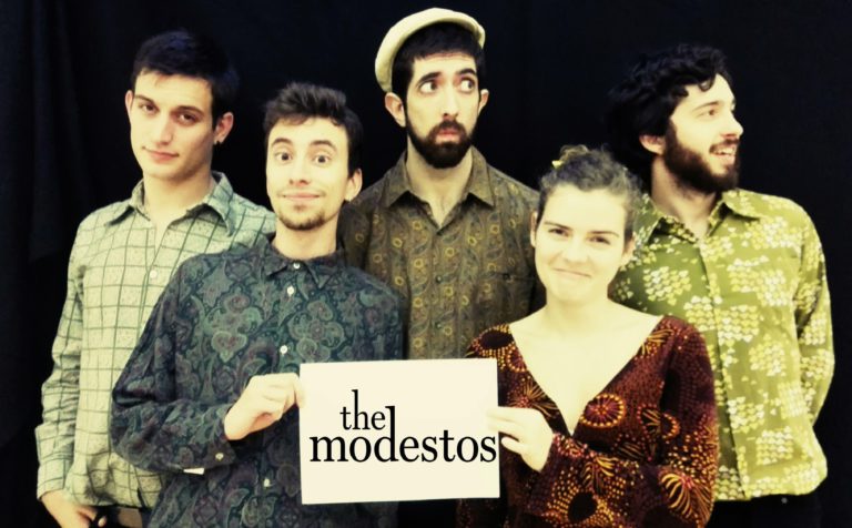El grup de teatre The Modetos farà una gira per Perú