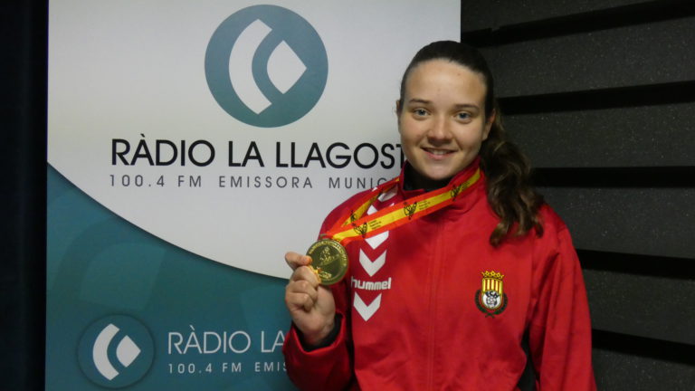 Ariadna Muñoz, doble campiona d’Espanya d’handbol