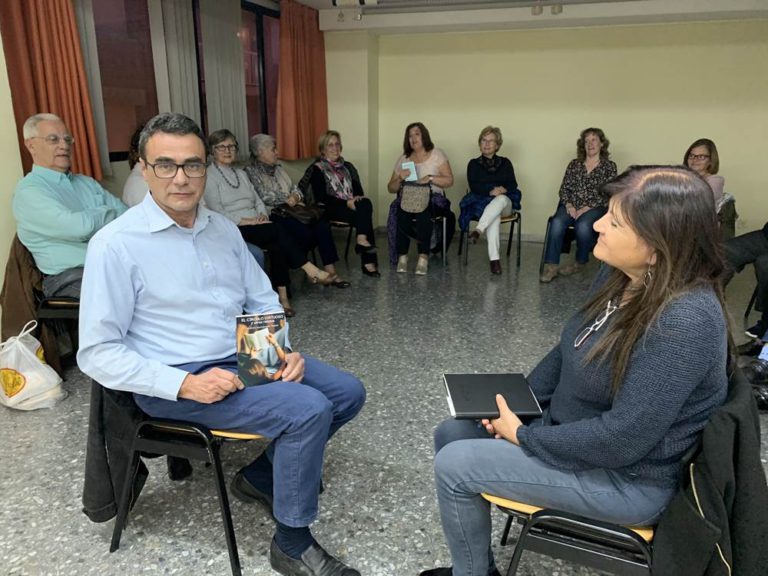 Andrés Hernández, al Club de lectura de la Biblioteca