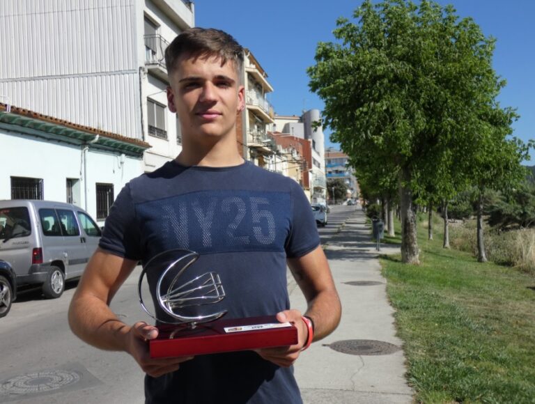 Álex Pacheco, amb l’absolut del Barberà Rookies