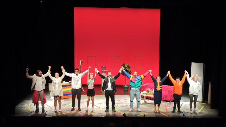 Unes 600 persones assisteixen a la darrera obra de Jump Teatre