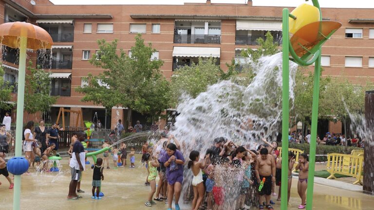 Inaugurat el Parc d’aigua de la plaça d’Europa