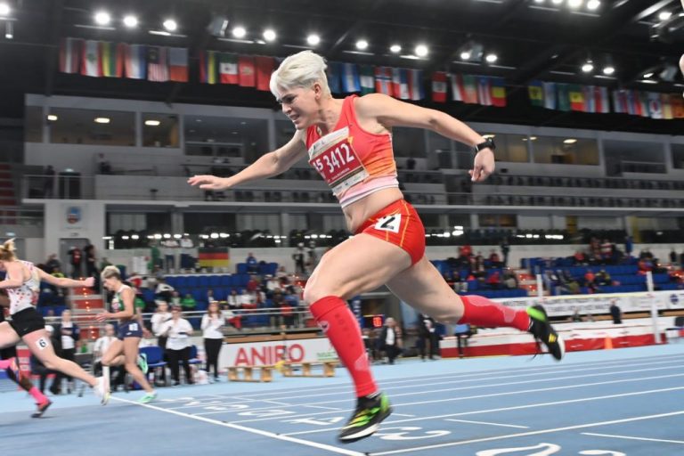 Sonia Bocanegra frega la medalla en el Mundial d’atletisme màster