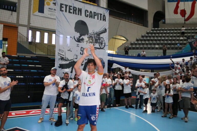 Antonio García Robledo es retira de l’handbol amb honors