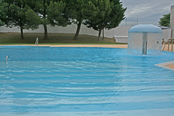 Pas endavant per reformar la piscina d’estiu