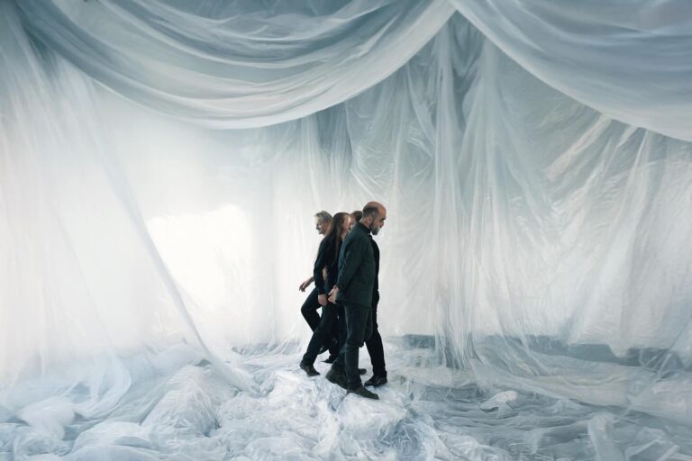 Demésenllà, programa 909. Dissabte a les 22 hores.